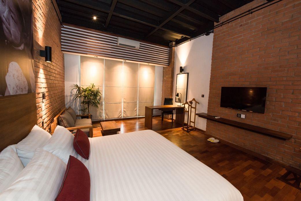 The Loft Hotel Downtown Yangon Exterior photo
